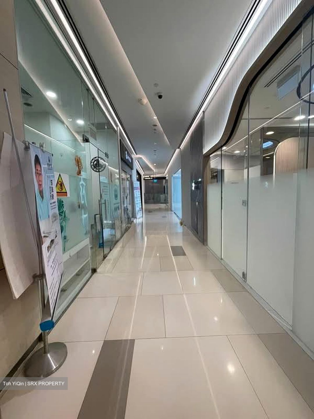 COURTYARD BY MARRIOTT SINGAPORE NOVENA (D12), Shop House #570960121